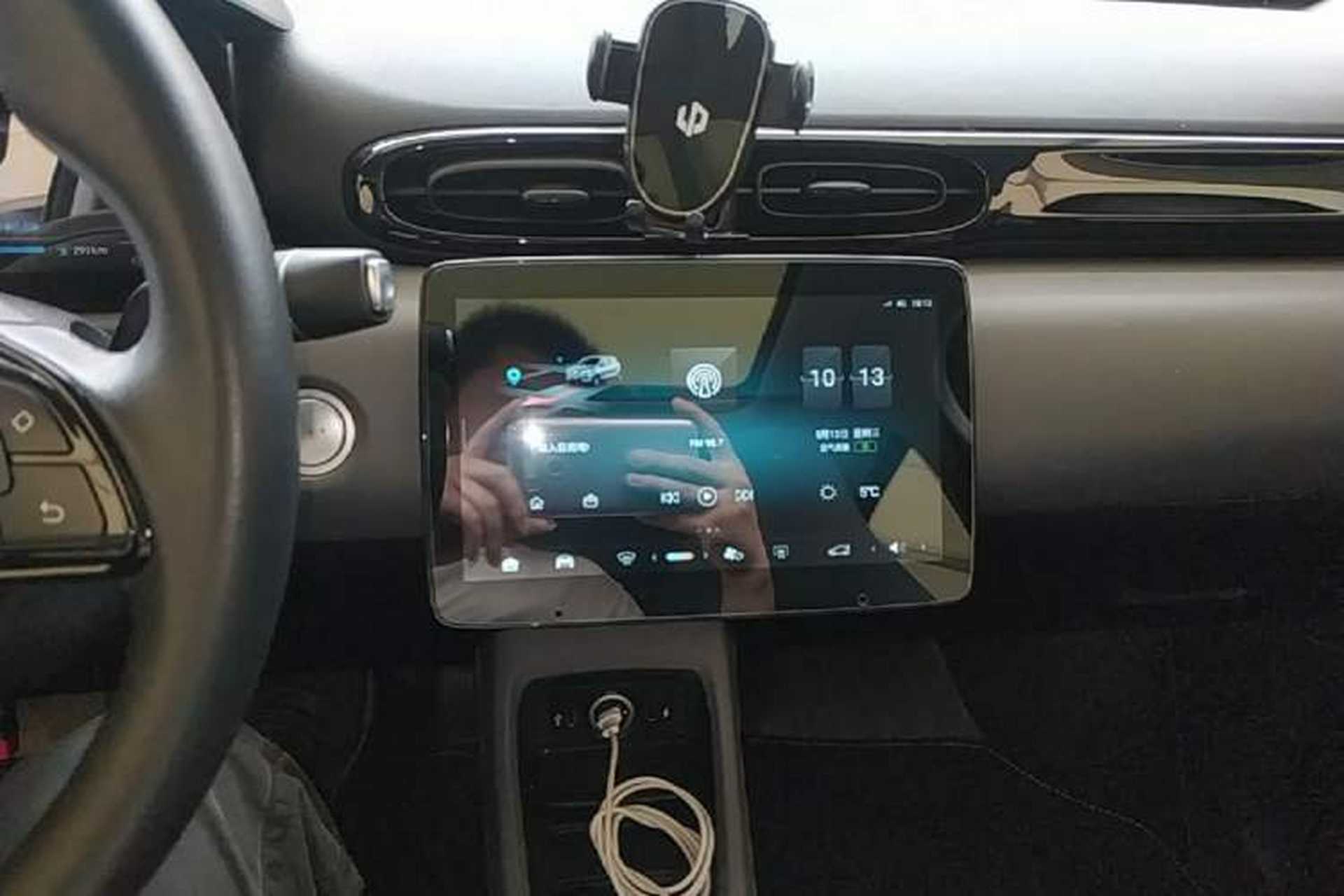 Used Leapmotor T03 2021 400 Luxury Edition Audio And AC Panel