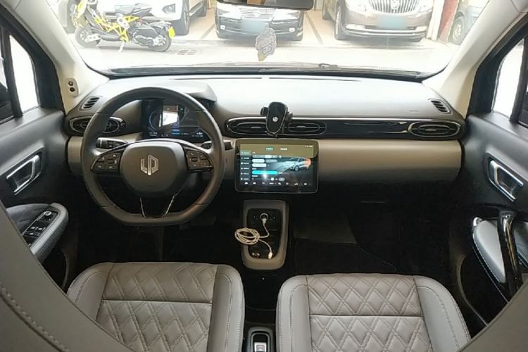 Used Leapmotor T03 2021 400 Luxury Edition Center Console