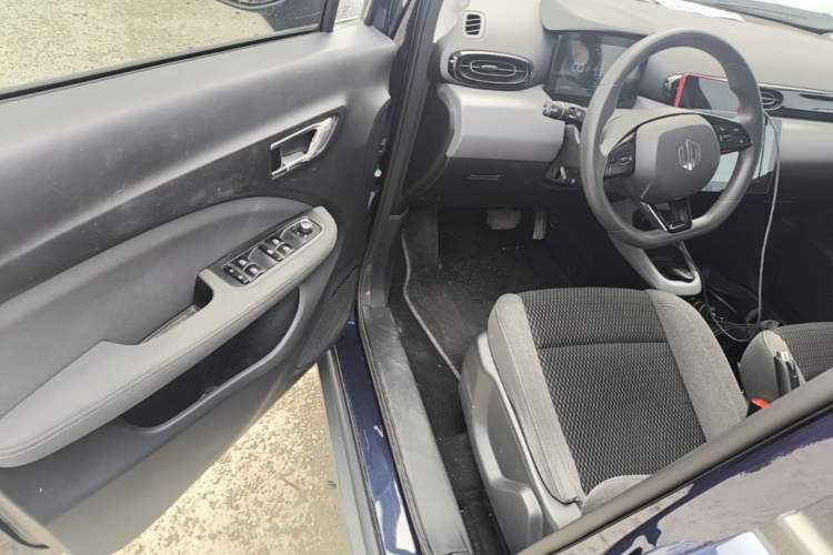 Used Leapmotor T03 2021 400 Lite Edition - Lithium-Ion Battery Driver Seat