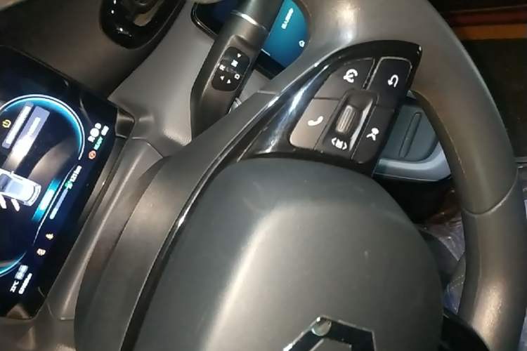 Used Leapmotor T03 2021 400 Comfort Edition Gear Lever