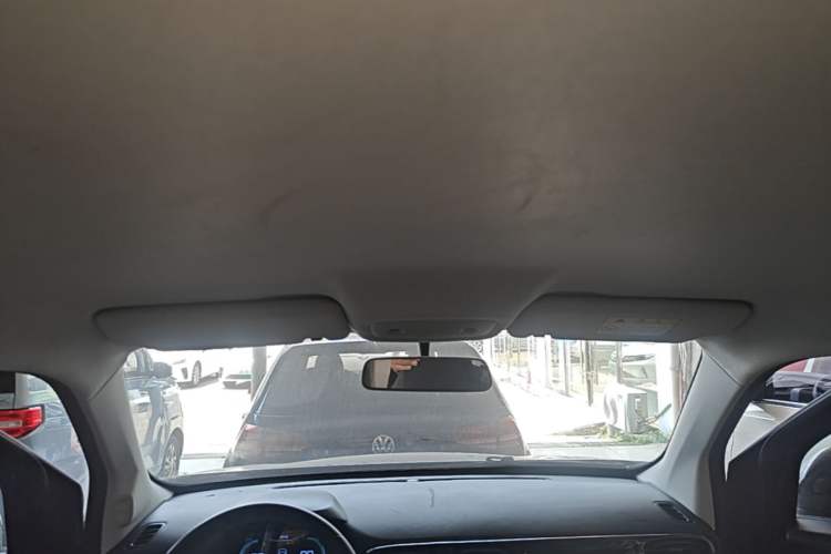 Used Leapmotor T03 2021 400 Lite Edition - Lithium-Ion Battery Headliner