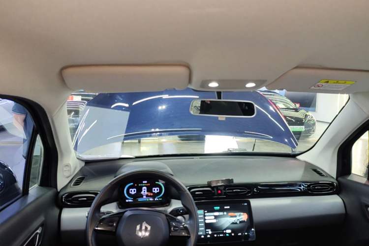 Used Leapmotor T03 2021 400 Lite Edition - Lithium-Ion Battery Headliner