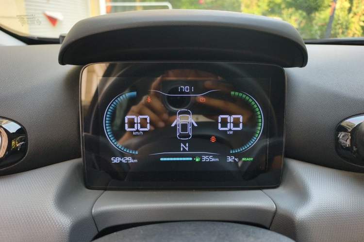 Used Leapmotor T03 2021 400 Lite Edition - Lithium-Ion Battery Instrument Cluster