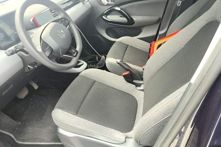 Used Leapmotor T03 2021 400 Lite Edition - Lithium-Ion Battery Left Front Seat