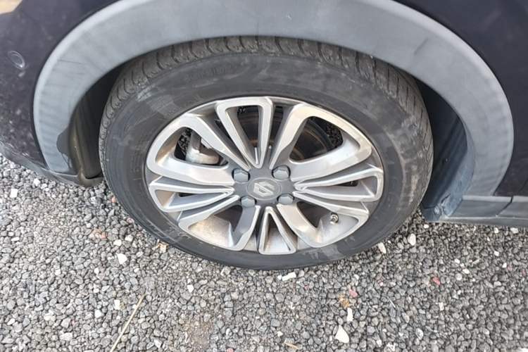 Used Leapmotor T03 2021 400 Luxury Edition Left Front Wheel Hub