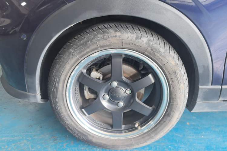Used Leapmotor T03 2021 400 Luxury Edition Left Front Wheel Hub