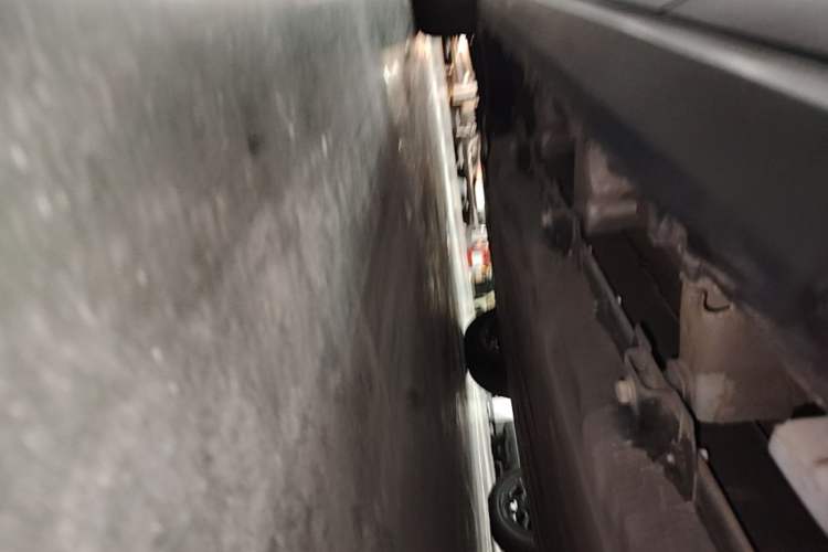 Used Leapmotor T03 2021 400 Luxury Pro Edition Left Side Sill