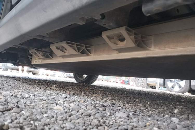 Used Leapmotor T03 2021 400 Luxury Edition Left Side Sill