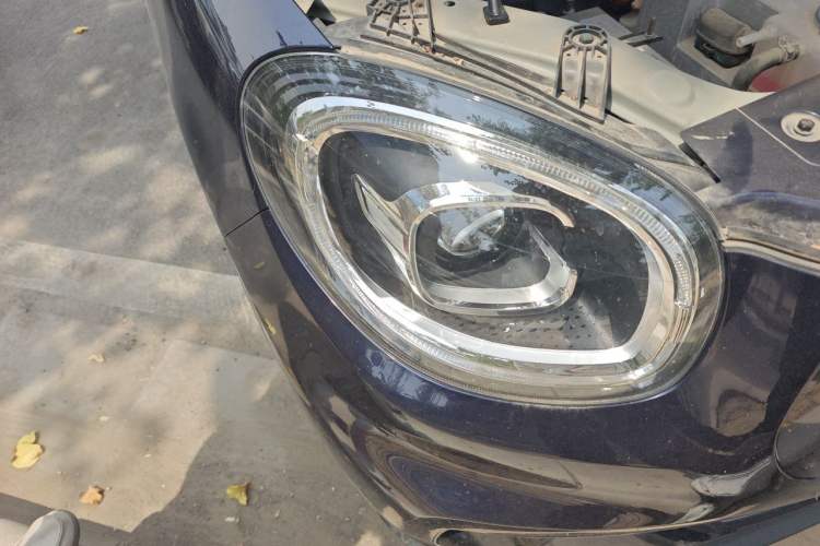 Used Leapmotor T03 2021 400 Lite Edition Lithium Iron Phosphate Right Front Headlight