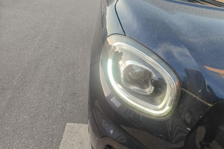 Used Leapmotor T03 2021 400 Luxury Edition Right Front Headlight