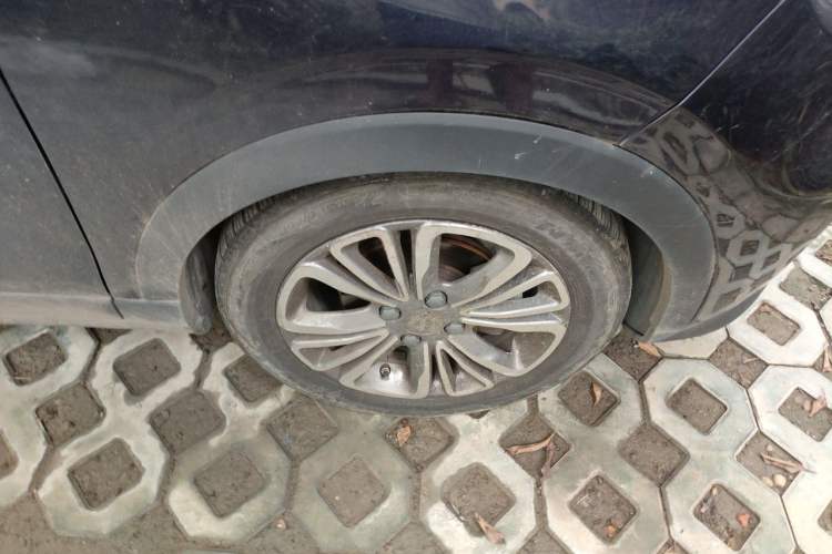 Used Leapmotor T03 2021 400 Comfort Edition Right Front Wheel Hub