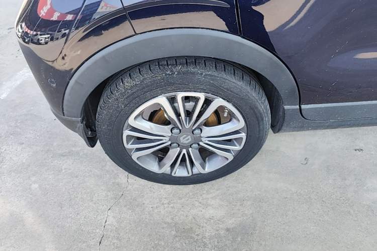 Used Leapmotor T03 2021 400 Luxury Edition Right Rear Wheel Hub