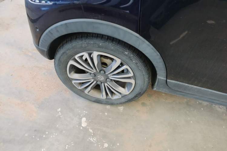 Used Leapmotor T03 2021 400 Luxury Edition Right Rear Wheel Hub