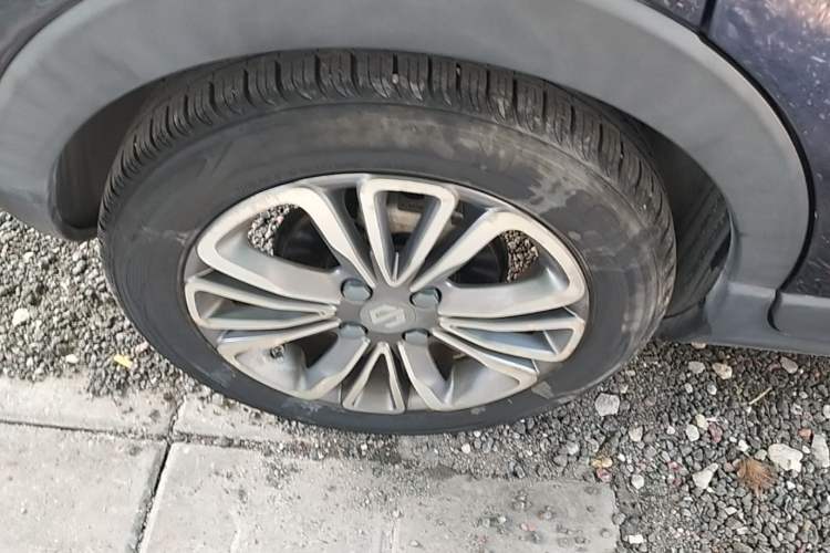 Used Leapmotor T03 2021 400 Luxury Edition Right Rear Wheel Hub