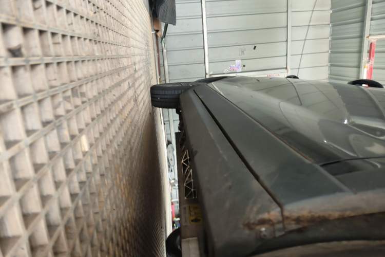 Used Leapmotor T03 2021 400 Lite Edition - Lithium-Ion Battery Right Side Sill