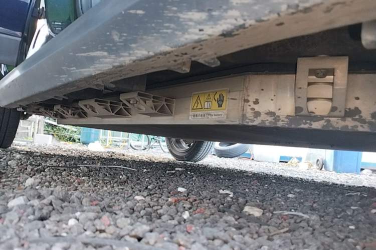 Used Leapmotor T03 2021 400 Luxury Edition Right Side Sill