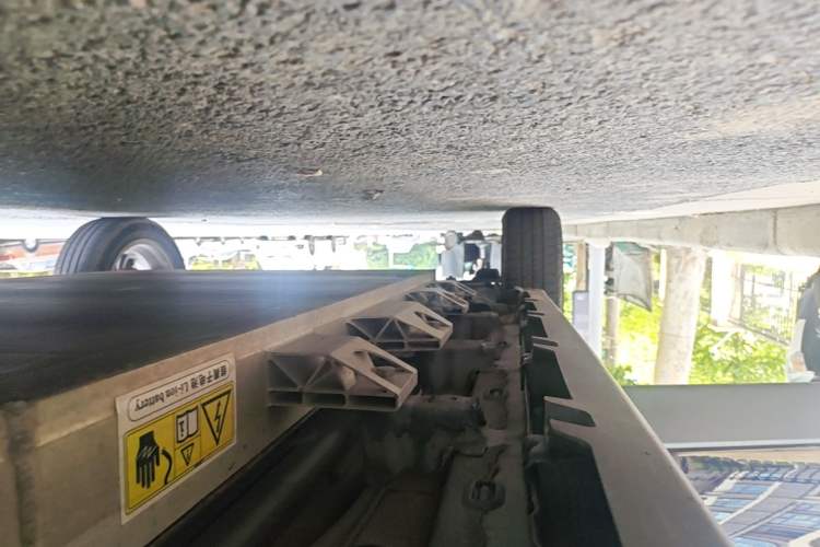 Used Leapmotor T03 2021 400 Lite Edition - Lithium-Ion Battery Right Side Sill