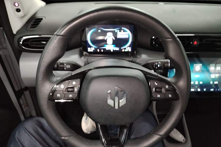 Used Leapmotor T03 2021 400 Luxury Pro Edition Steering Wheel