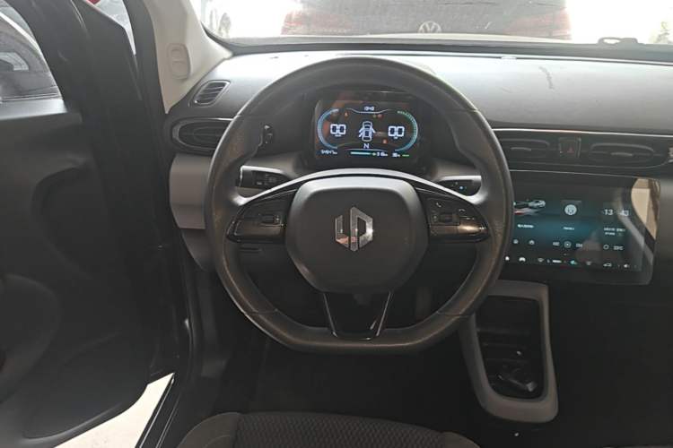 Used Leapmotor T03 2021 400 Lite Edition - Lithium-Ion Battery Steering Wheel