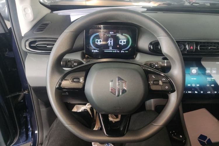 Used Leapmotor T03 2021 400 Lite Edition - Lithium-Ion Battery Steering Wheel
