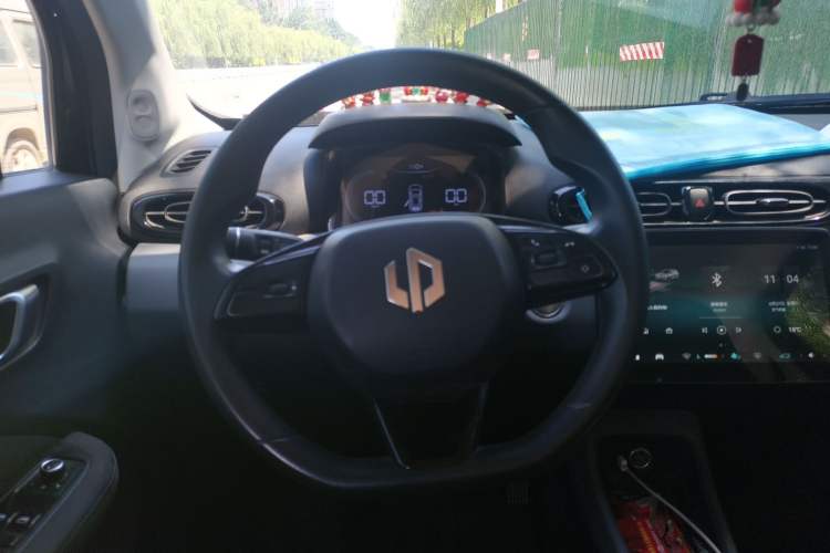 Used Leapmotor T03 2021 400 Lite Edition Lithium Iron Phosphate Steering Wheel