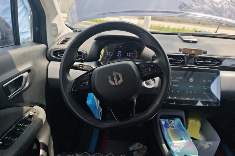 Used Leapmotor T03 2021 400 Lite Edition Lithium Iron Phosphate Steering Wheel
