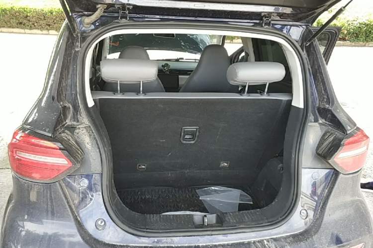 Used Leapmotor T03 2021 400 Luxury Edition Trunk