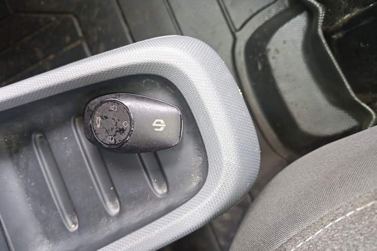 Used Leapmotor T03 2021 400 Lite Edition - Lithium-Ion Battery Vehicle Key