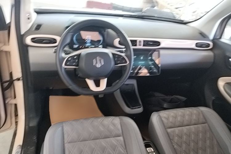 Used Leapmotor T03 2021 400 Luxury Edition Center Console