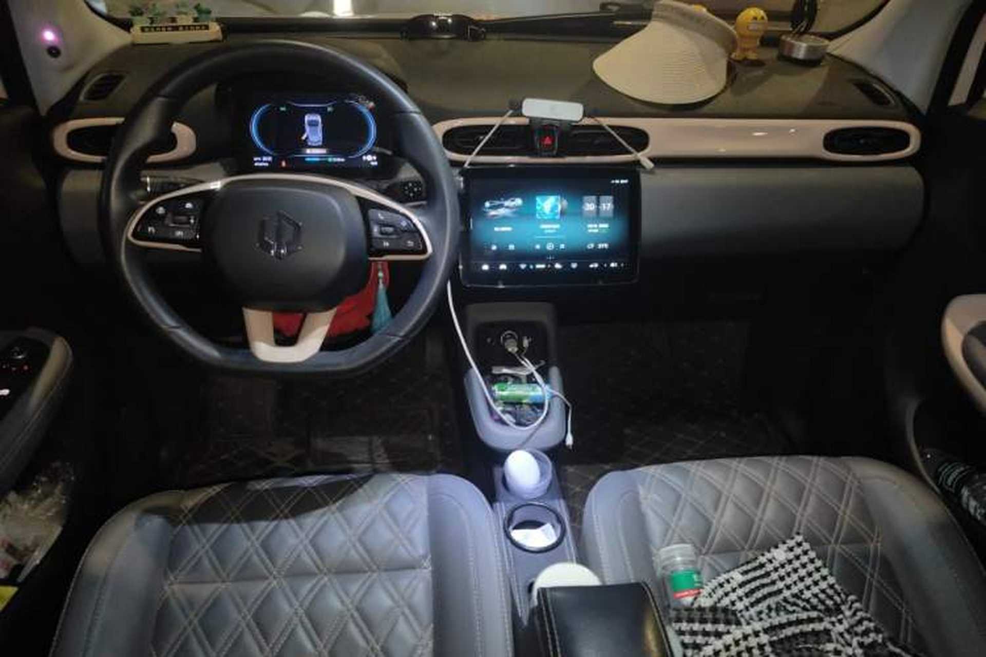 Used Leapmotor T03 2021 400 Luxury Edition Center Console