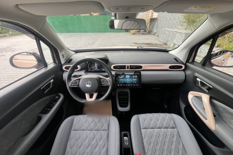 Used Leapmotor T03 2021 400 Luxury Pro Edition Interior 9