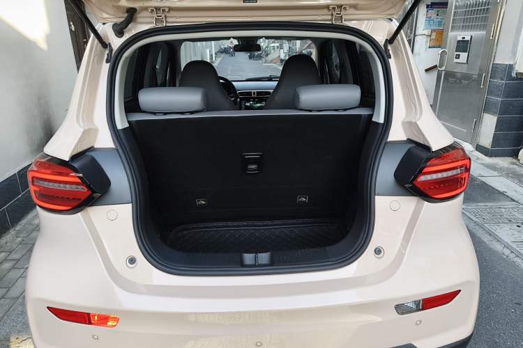 Used Leapmotor T03 2021 400 Luxury Edition Trunk