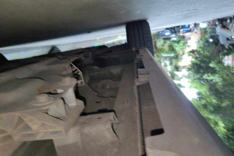 Used Leapmotor T03 2021 400 Luxury Edition Chassis Front Left