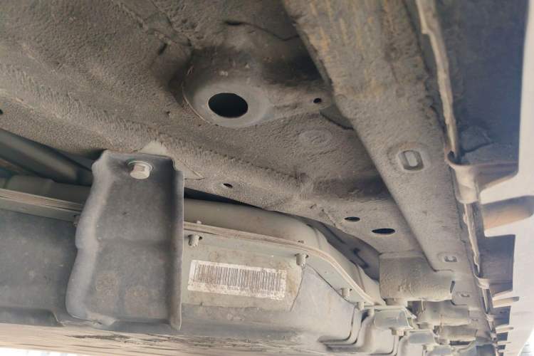 Used Leapmotor T03 2021 400 Comfort Edition Chassis Front Left