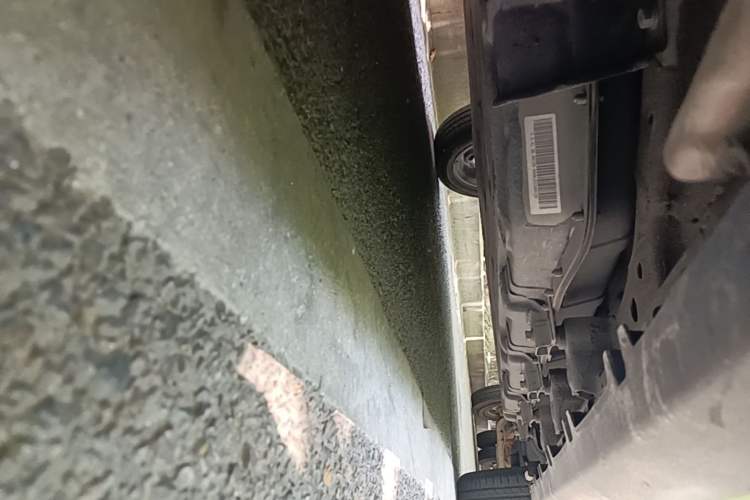 Used Leapmotor T03 2021 400 Comfort Edition Chassis Front Left
