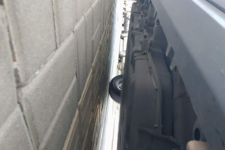 Used Leapmotor T03 2021 400 Comfort Edition Chassis Front Right