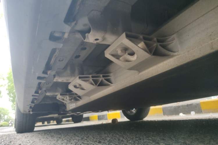Used Leapmotor T03 2021 400 Luxury Edition Chassis Rear Left