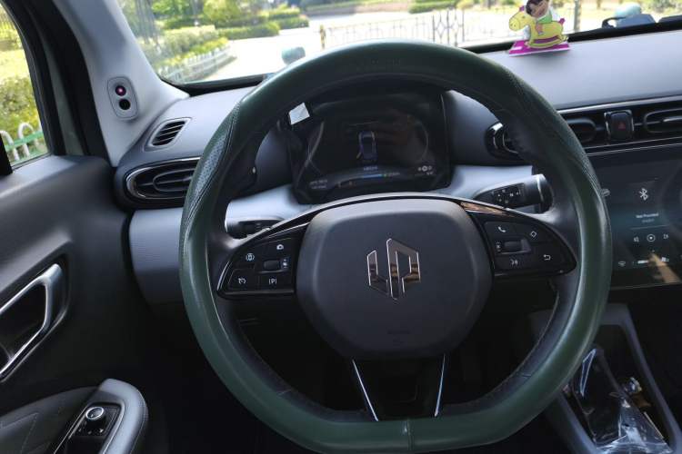 Used Leapmotor T03 2021 400 Luxury Pro Edition Steering Wheel
