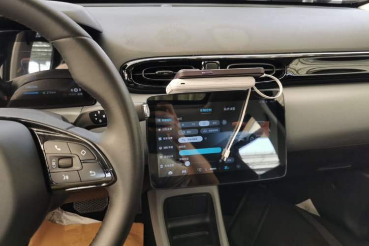 Used Leapmotor T03 2021 400 Luxury Edition Audio And AC Panel