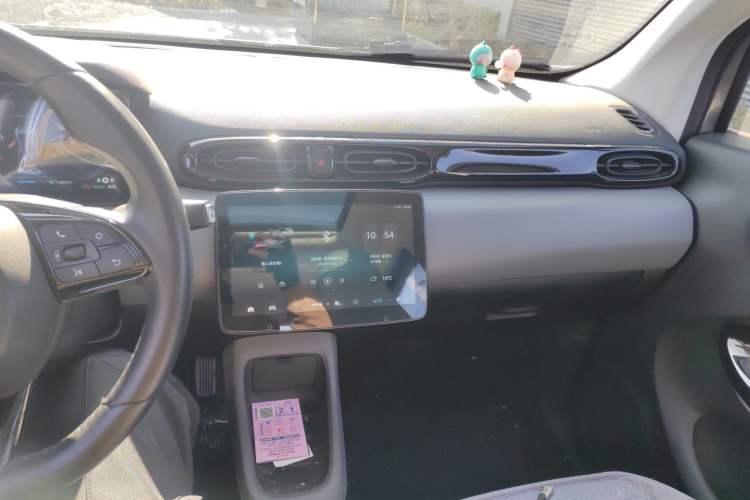 Used Leapmotor T03 2021 400 Luxury Edition Audio And AC Panel