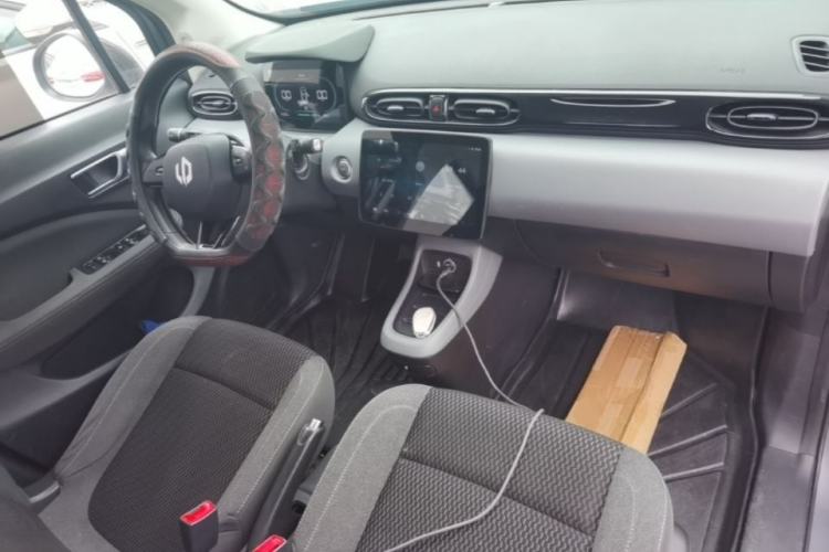 Used Leapmotor T03 2021 400 Comfort Edition Center Console