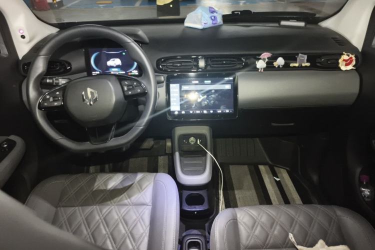 Used Leapmotor T03 2021 400 Luxury Edition Center Console
