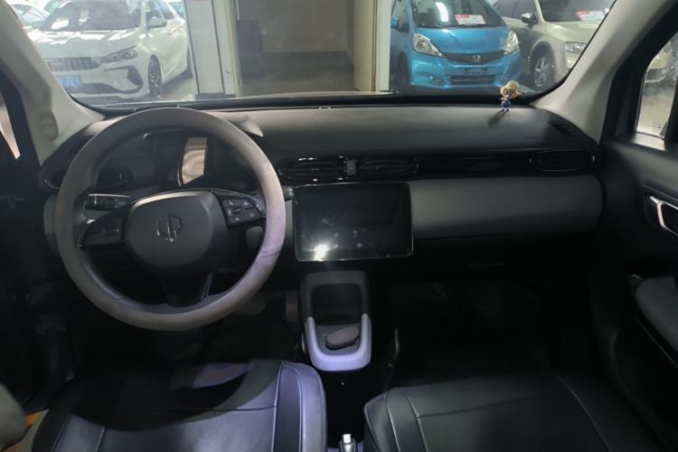Used Leapmotor T03 2021 400 Comfort Edition Center Console