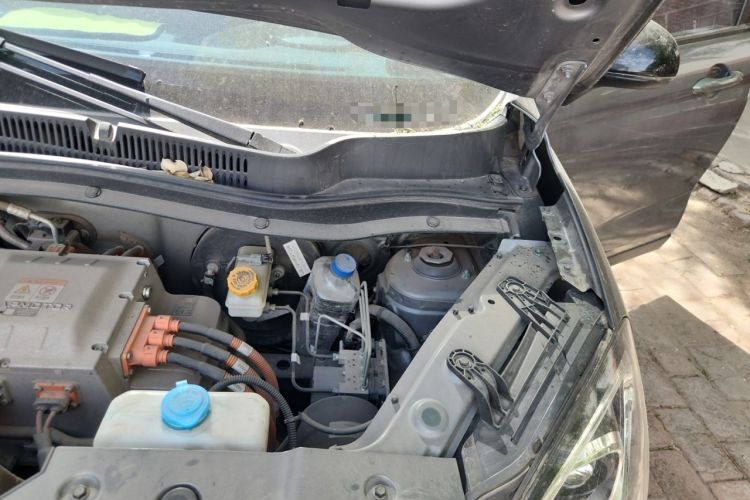 Used Leapmotor T03 2021 400 Luxury Edition Engine Bay Left