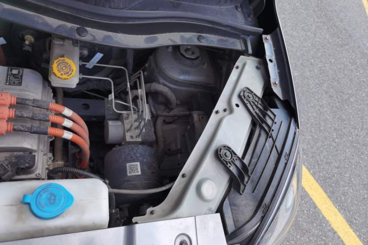 Used Leapmotor T03 2021 400 Micro-Sugar Version Engine Bay Left