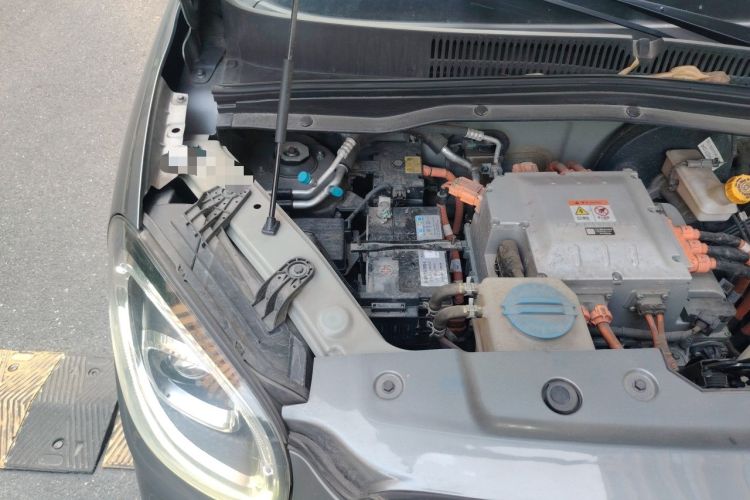Used Leapmotor T03 2021 400 Luxury Edition Engine Bay Right