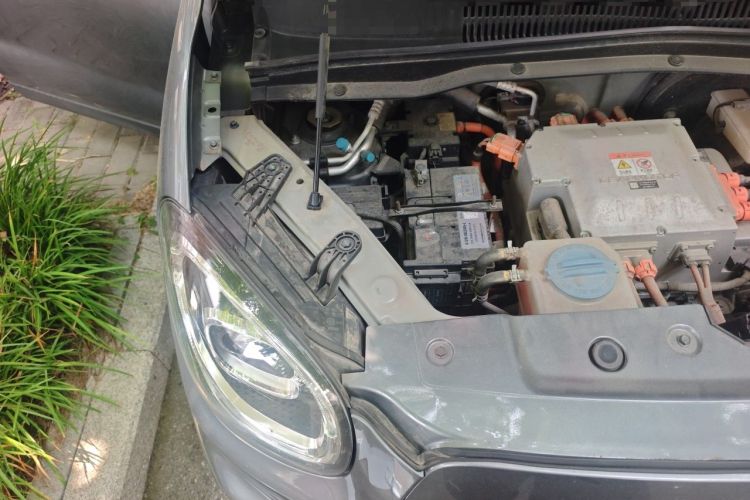 Used Leapmotor T03 2021 400 Lite Edition - Lithium-Ion Battery Engine Bay Right
