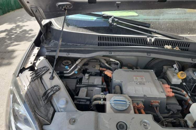 Used Leapmotor T03 2021 400 Luxury Edition Engine Bay Right
