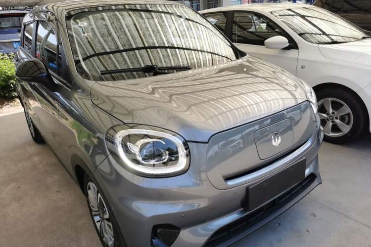 Used Leapmotor T03 2021 400 Luxury Edition Front Right 45 Deg