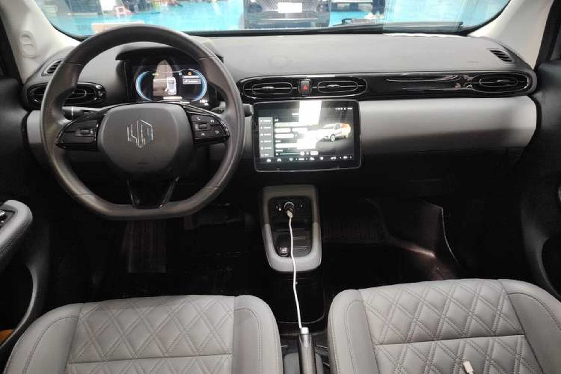 Used Leapmotor T03 2021 400 Comfort Edition Gear Lever